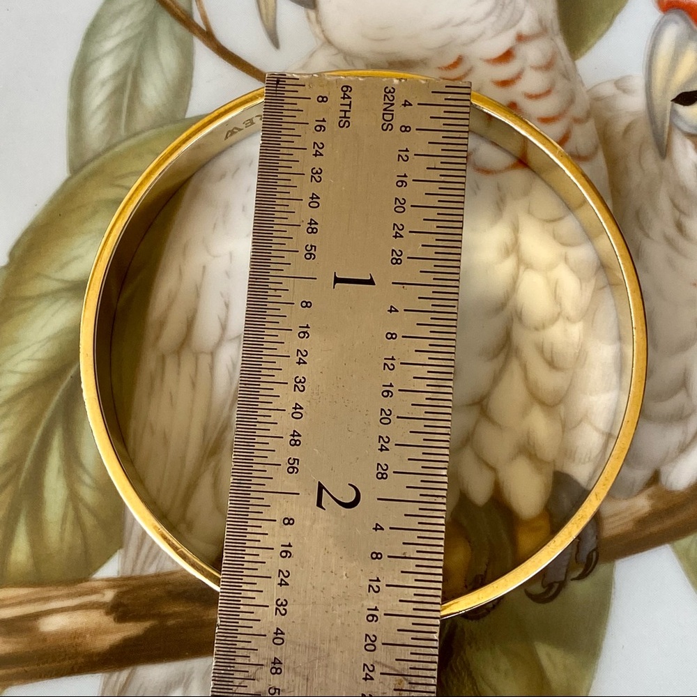 Set (4) > 3 J.Crew Enamel Bangles + 1 Unbranded Starfish Enamel Gold Trim Bangle - Picture 11 of 14